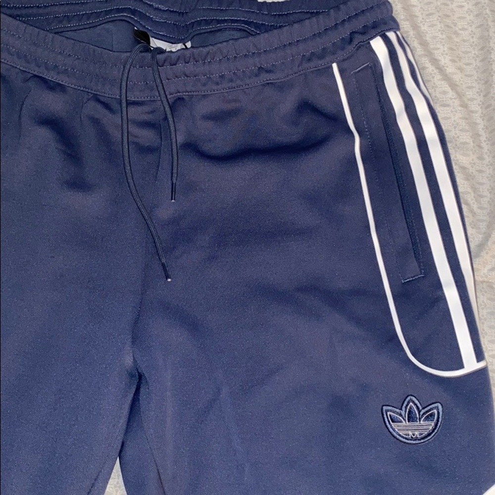 Adidas sweats - Picture 2 of 4